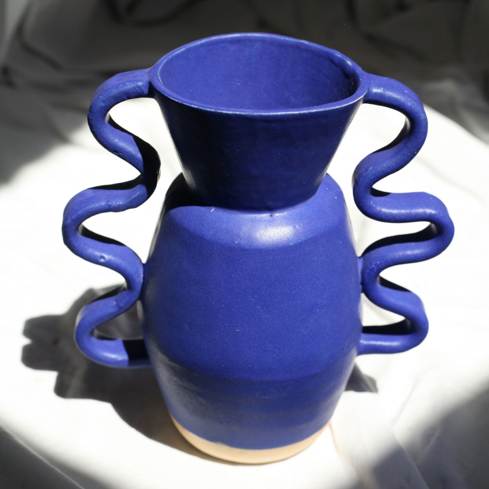 Flood Vase in Blue Wiggle