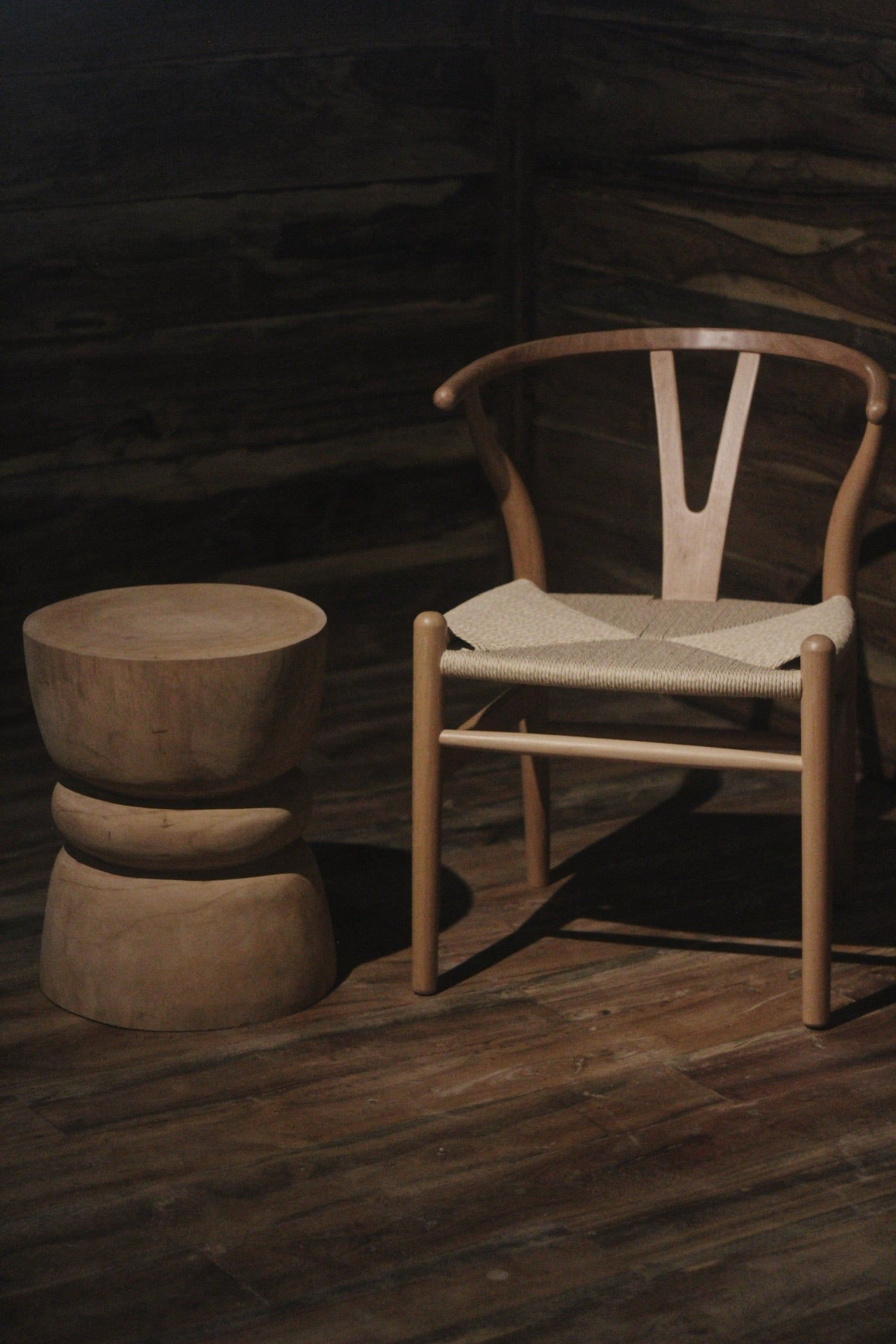 Suelo Totem Stool