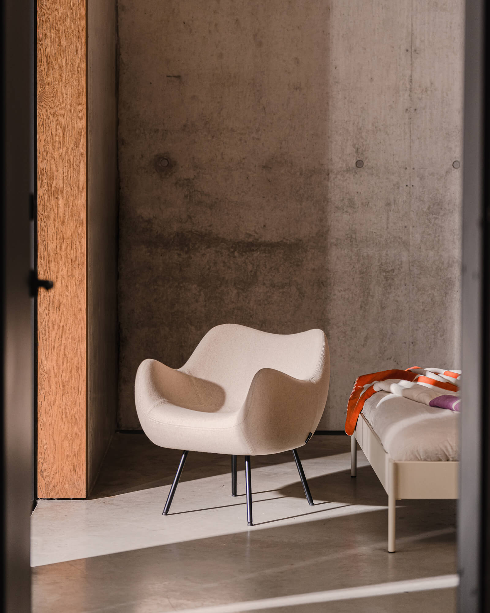 Rm58 Armchair-