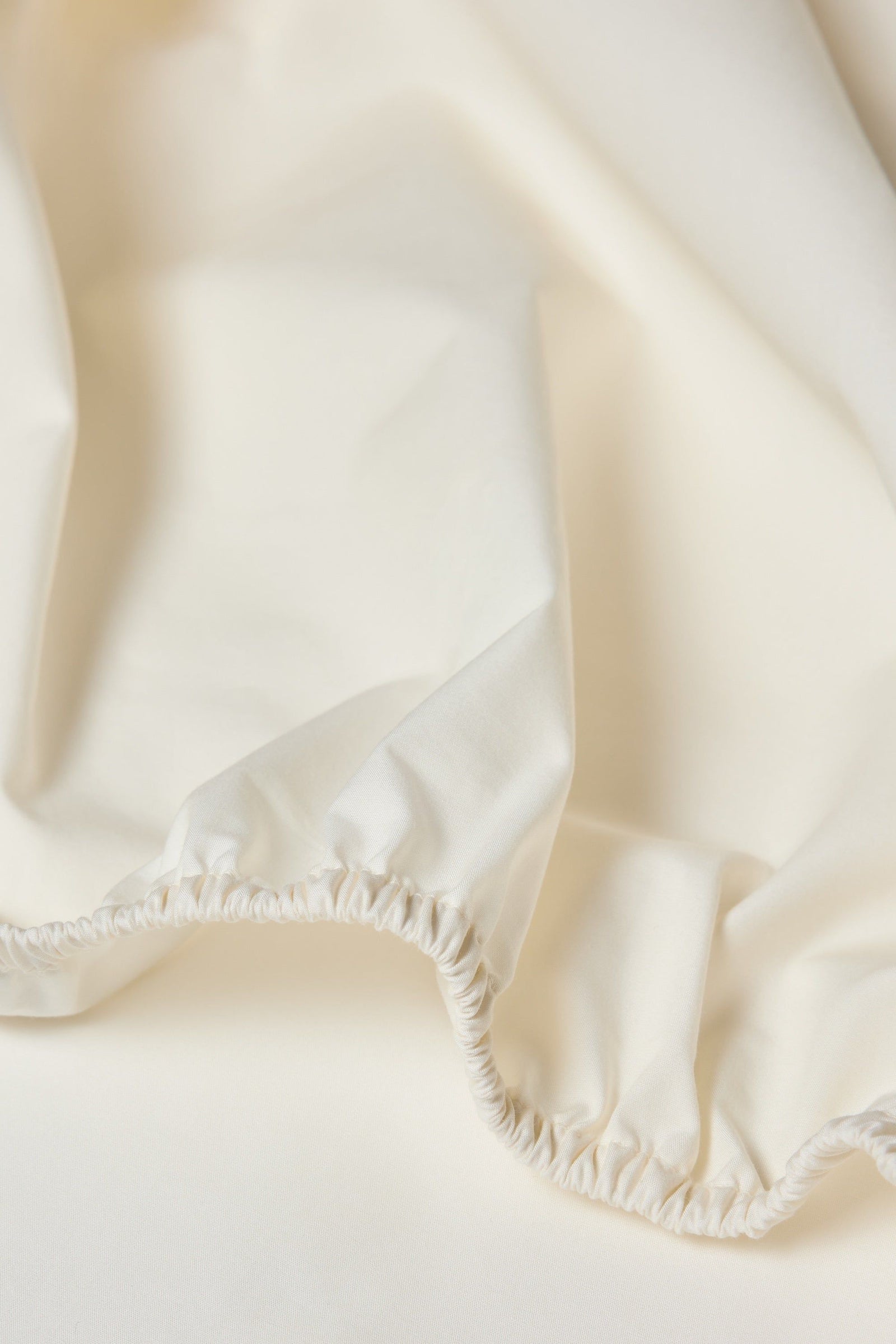 Percale Organic Cotton Fitted Sheet - Iridescent Ivory