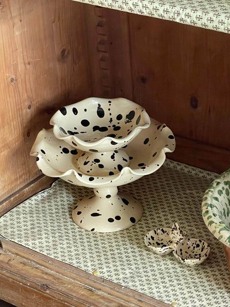 The Curvy Mini Bowl with Stand