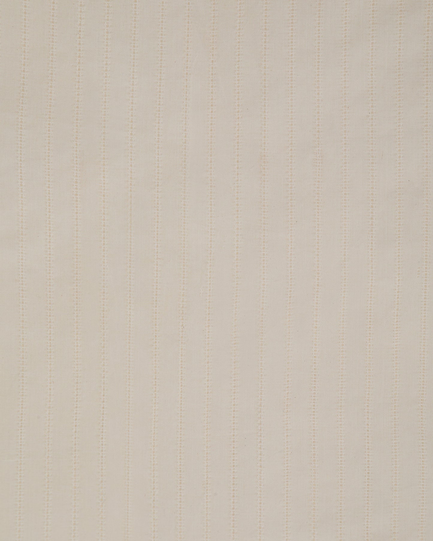 The Embroidered Cotton in Daisy