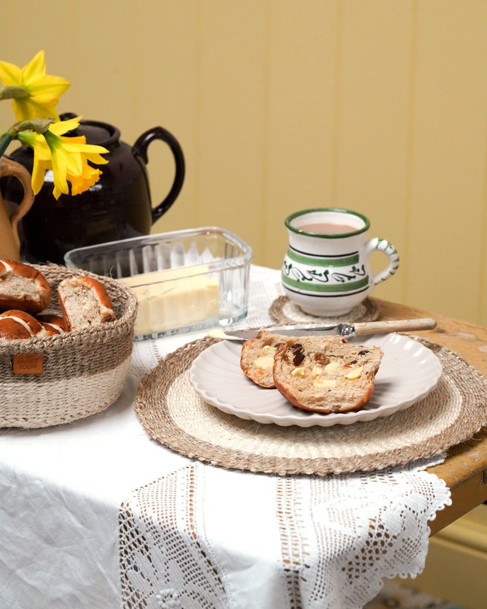 CHANGA: Natural and Light Taupe Woven Circular Placemat