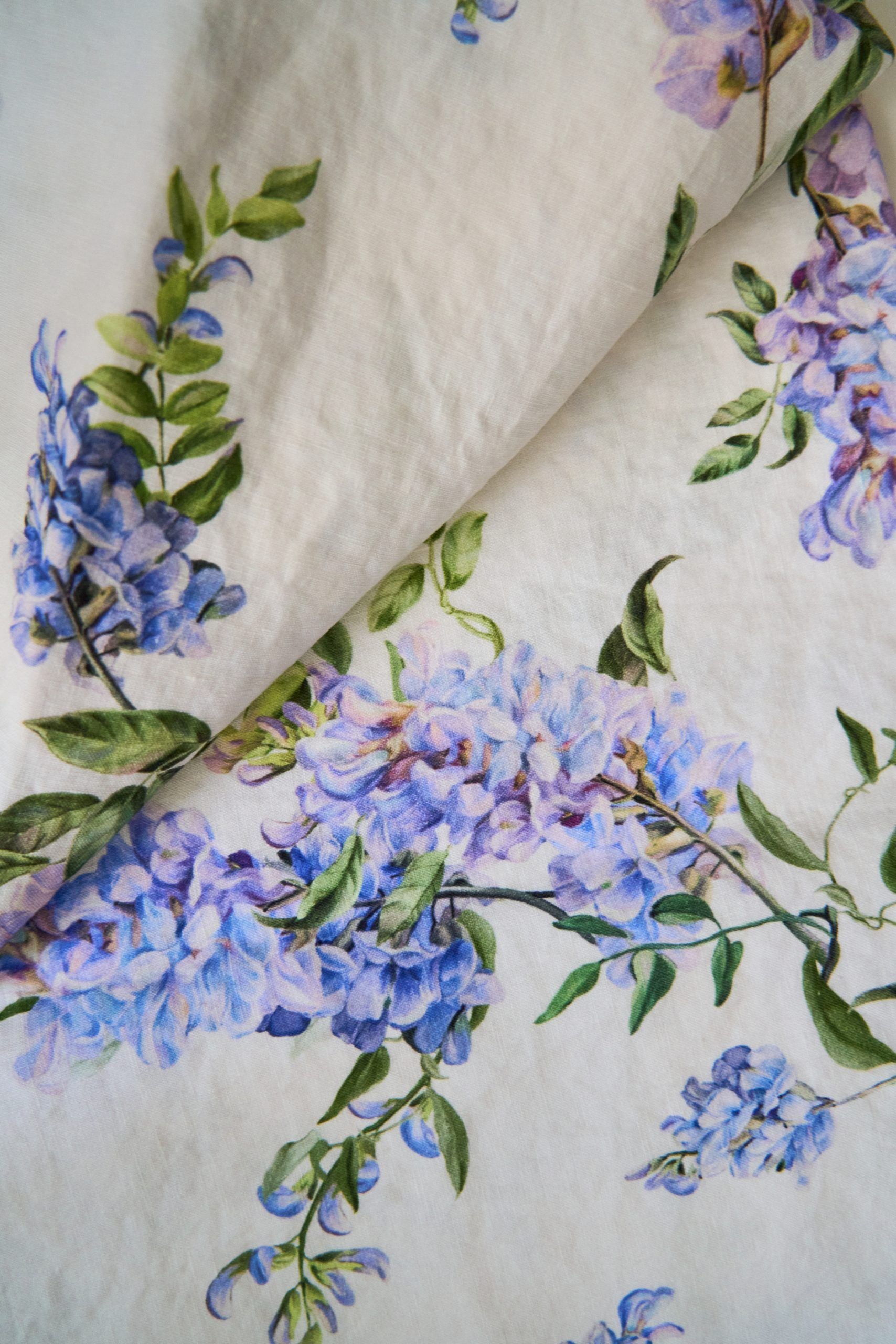 Wisteria Linen Runner