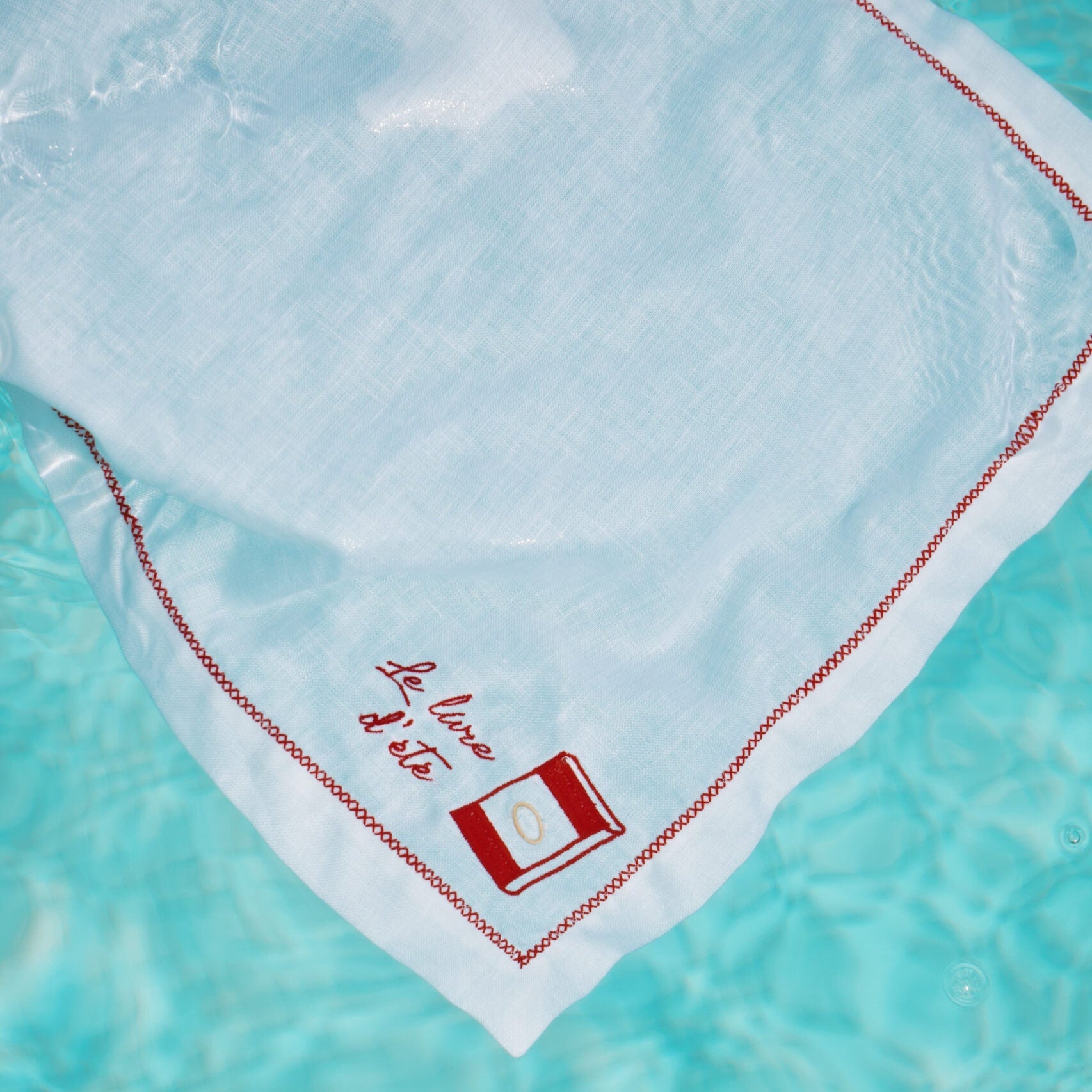 Linen Placemat "Le Livre d'été"