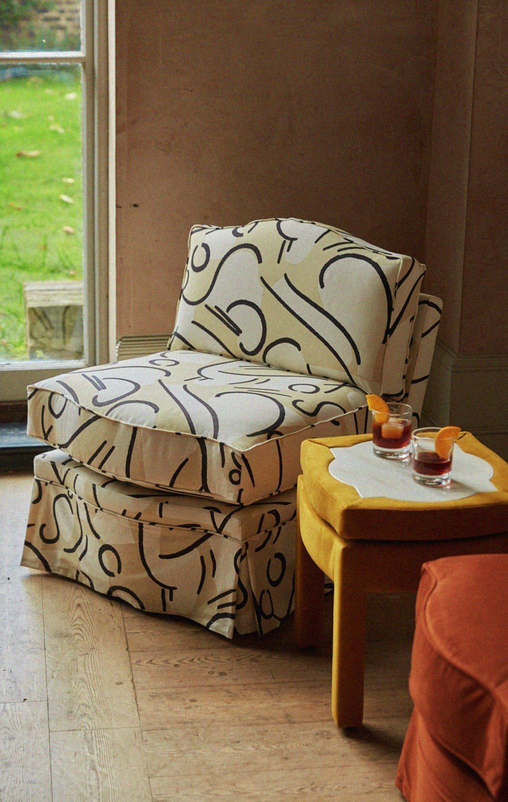 Piero Footstool, Turmeric Velvet