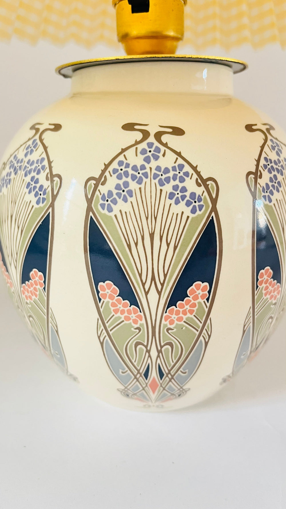 Antique Mason’s x Liberty of London Lamp