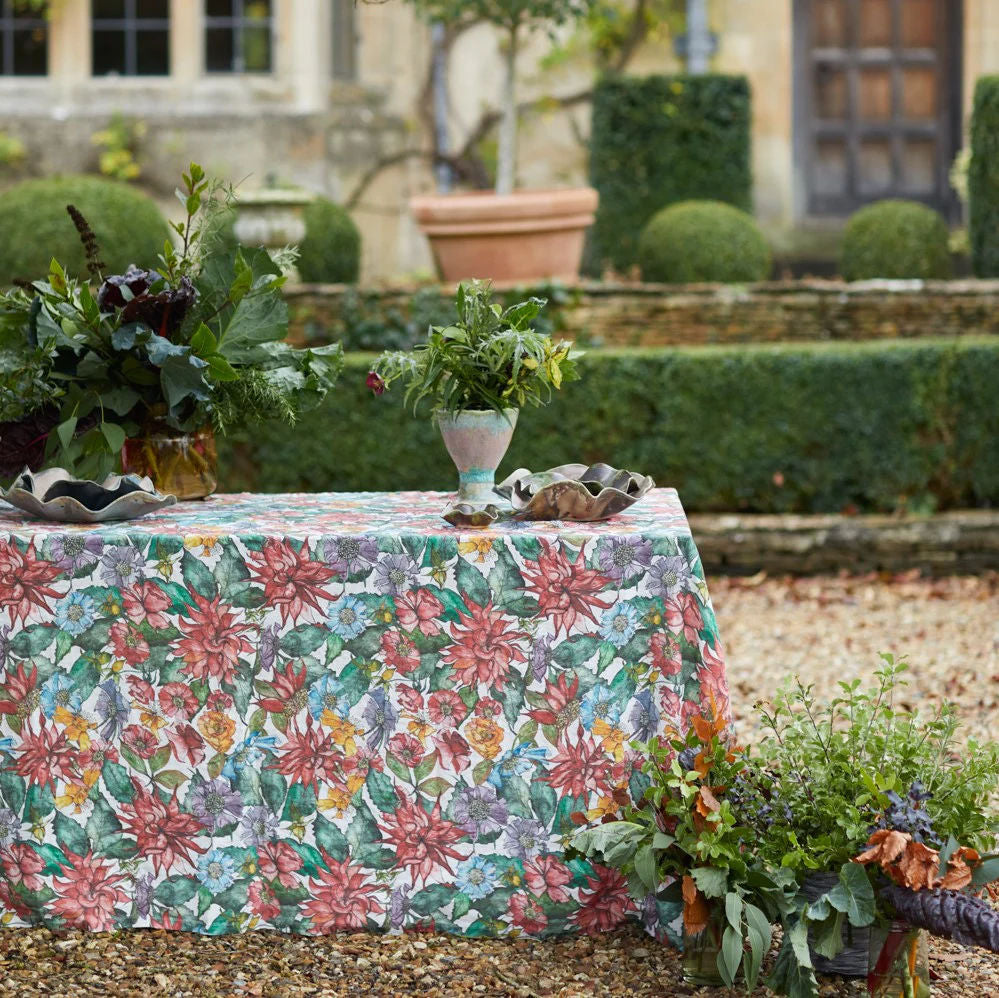 Dahlia Linen Table Cloth