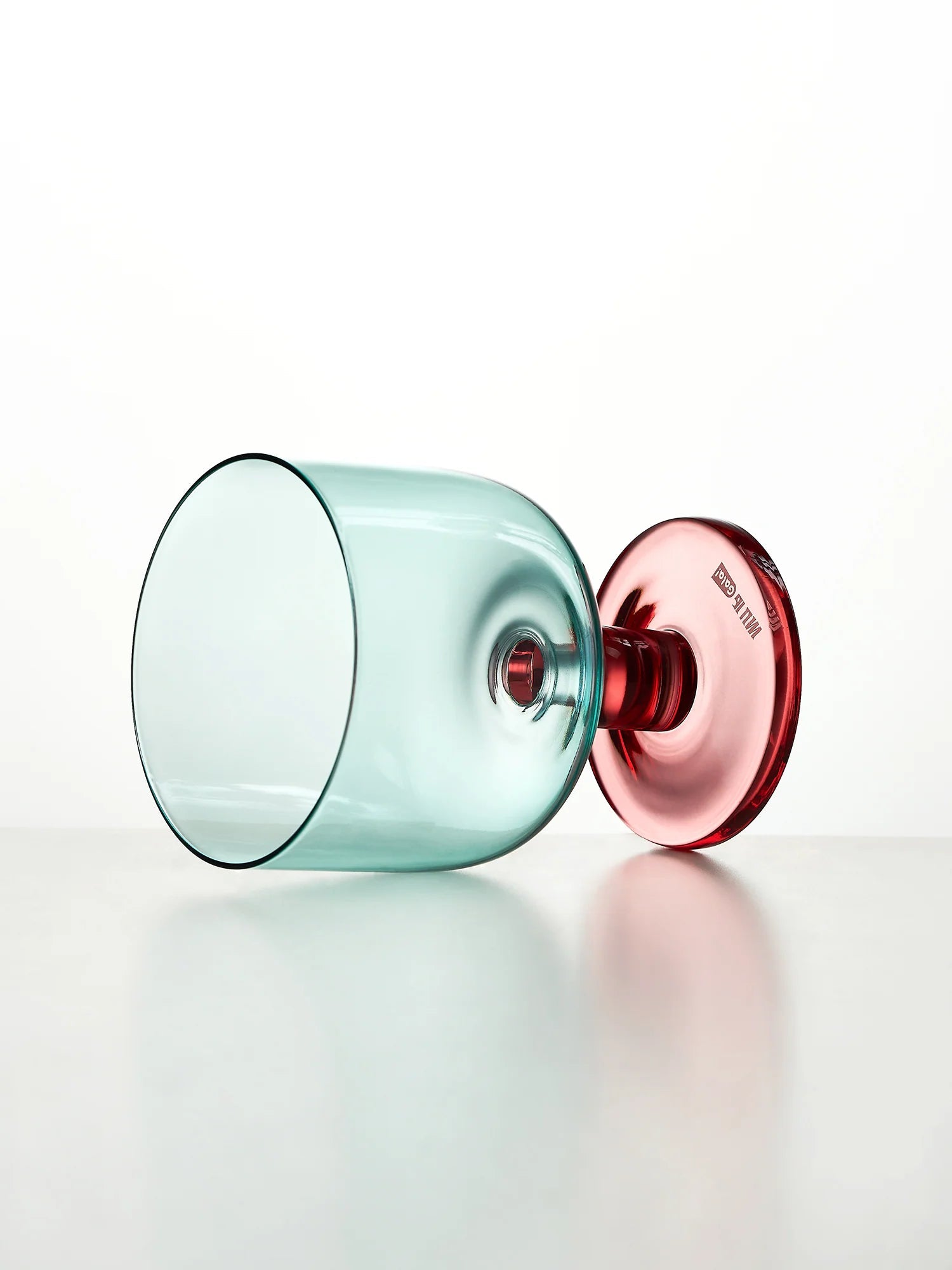 Azure Rasberry Wine GlassSHORT