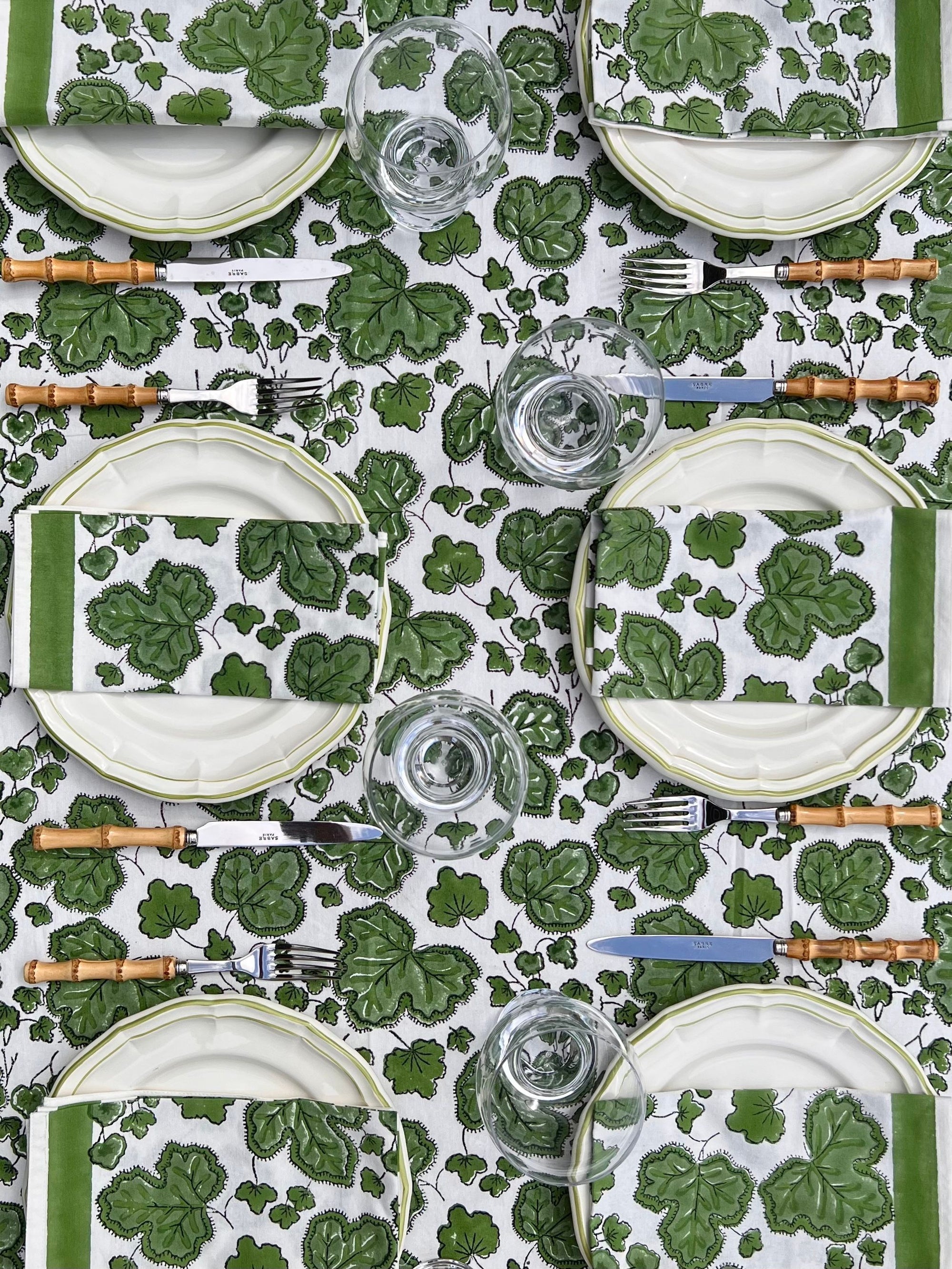 ’The Figue Leaf’ Tablecloth - Swedish Green