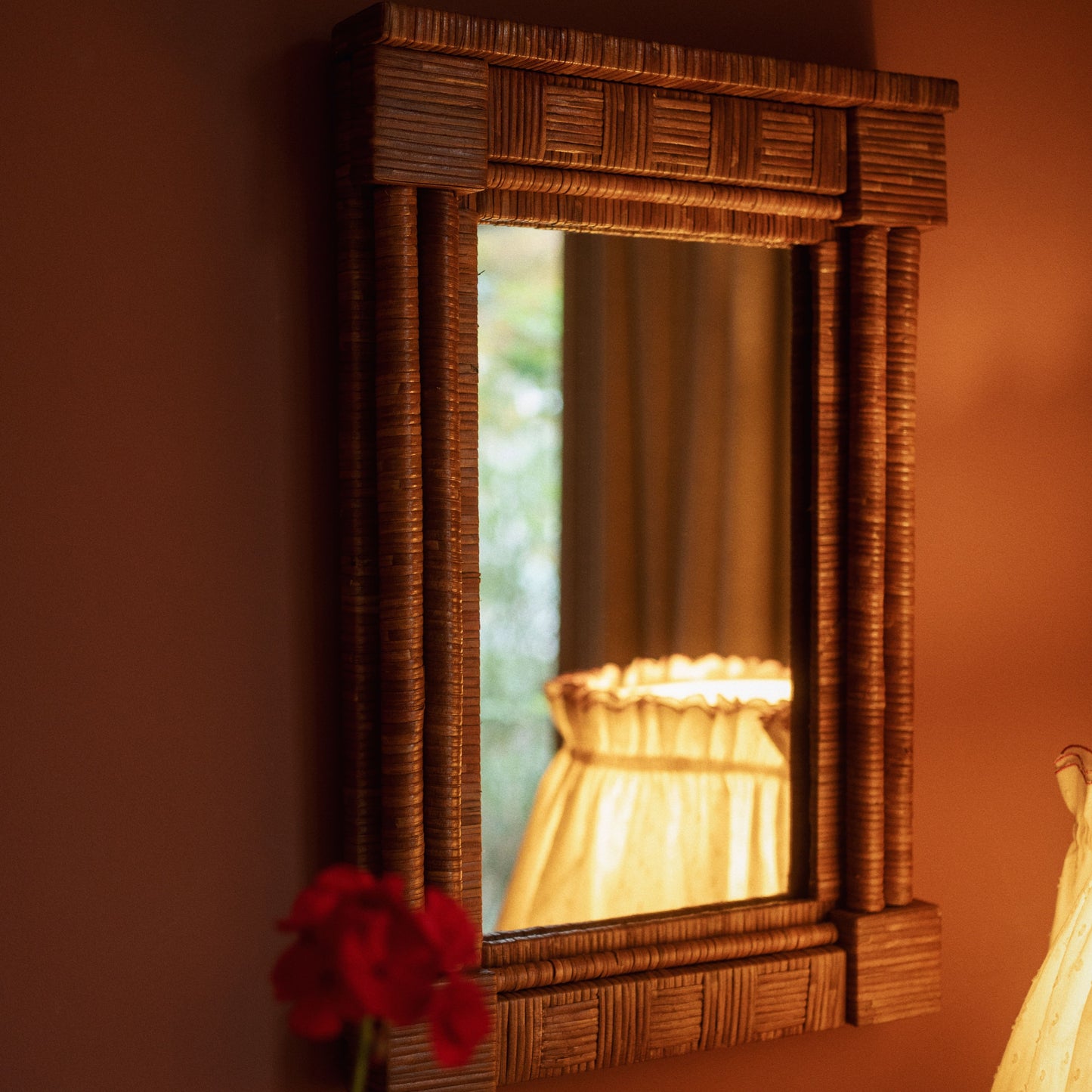 Column Mirror