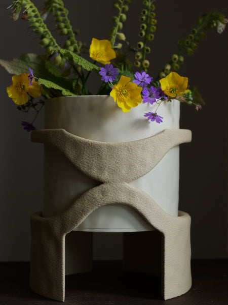 Node | Elevated Plant Pot 01 | Dune