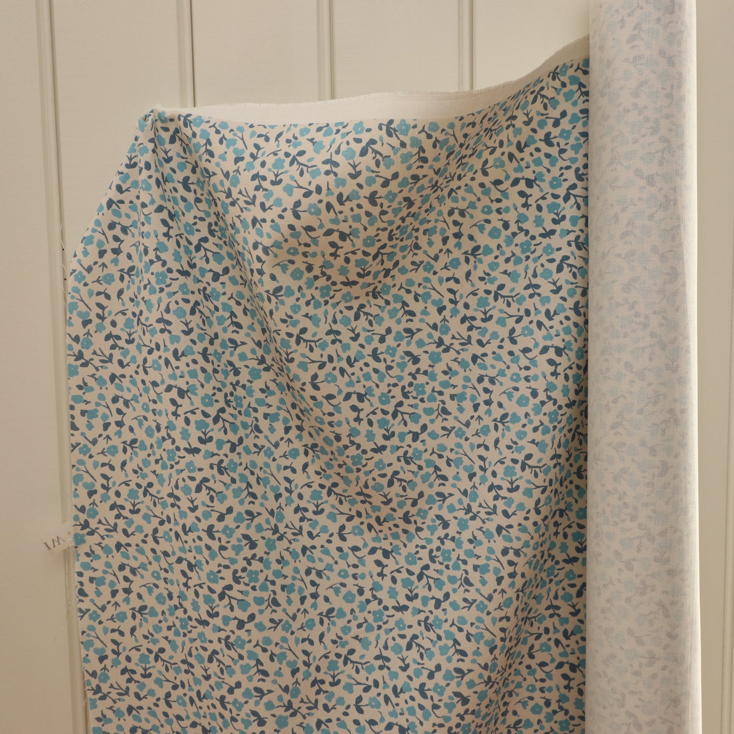 Maison Fleurie - Blossom Two Blues Fabric