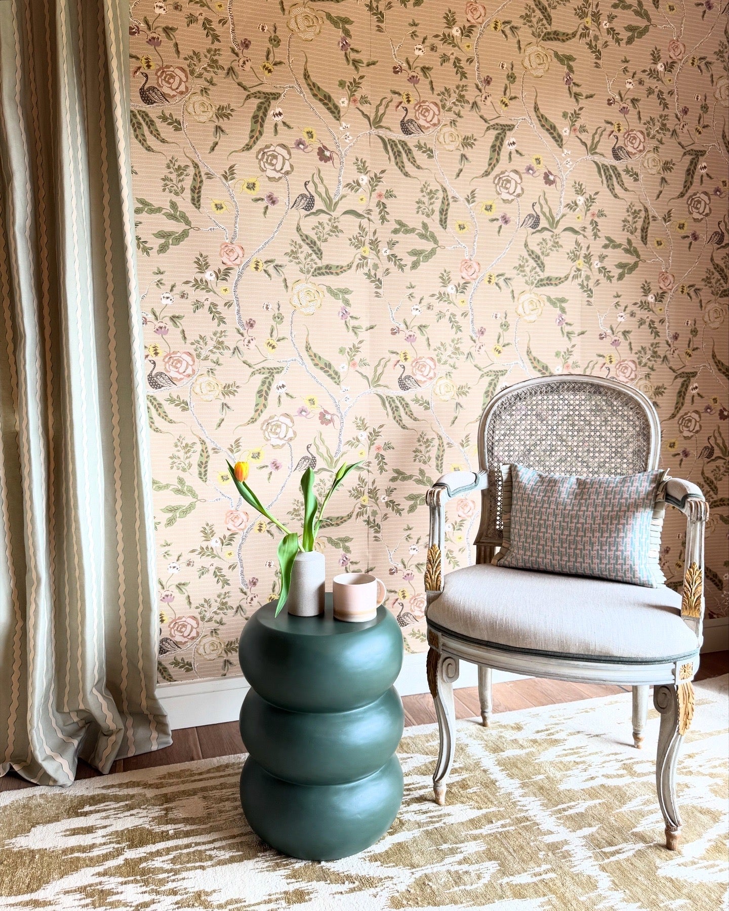 Eversley - Coral Moss (Wallpaper)