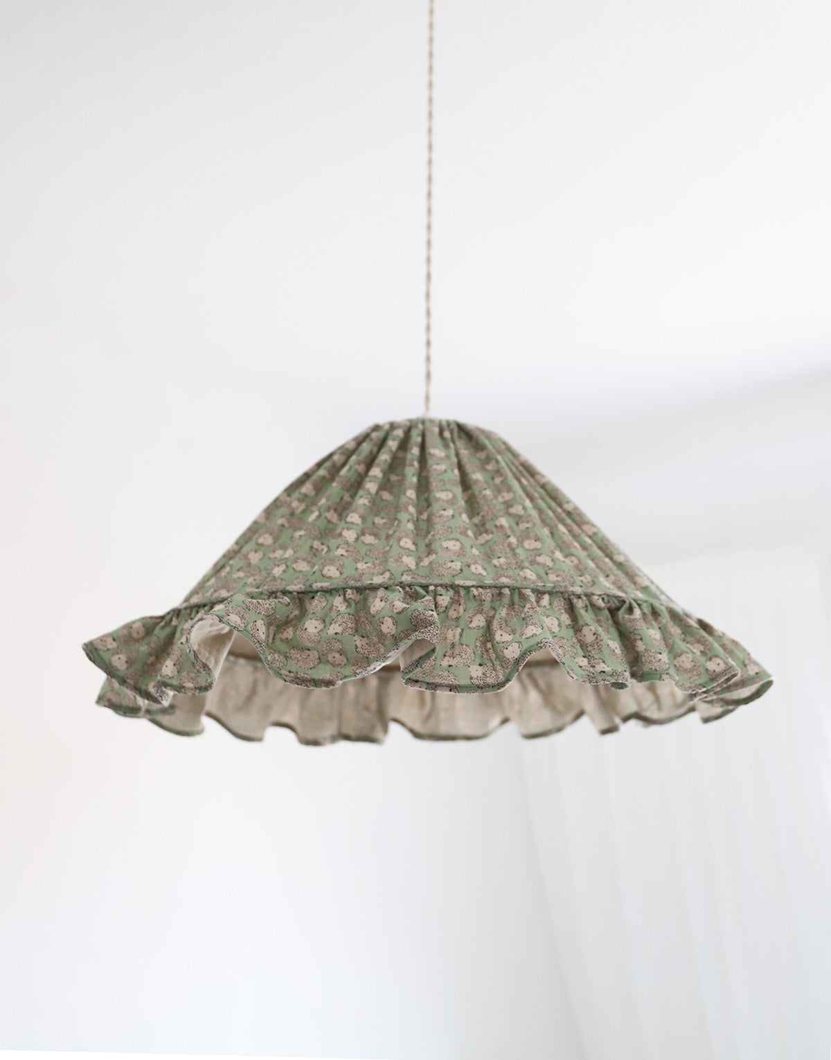 Conical Pendant Light With Ruffle Emilia “Petits Hérissons”