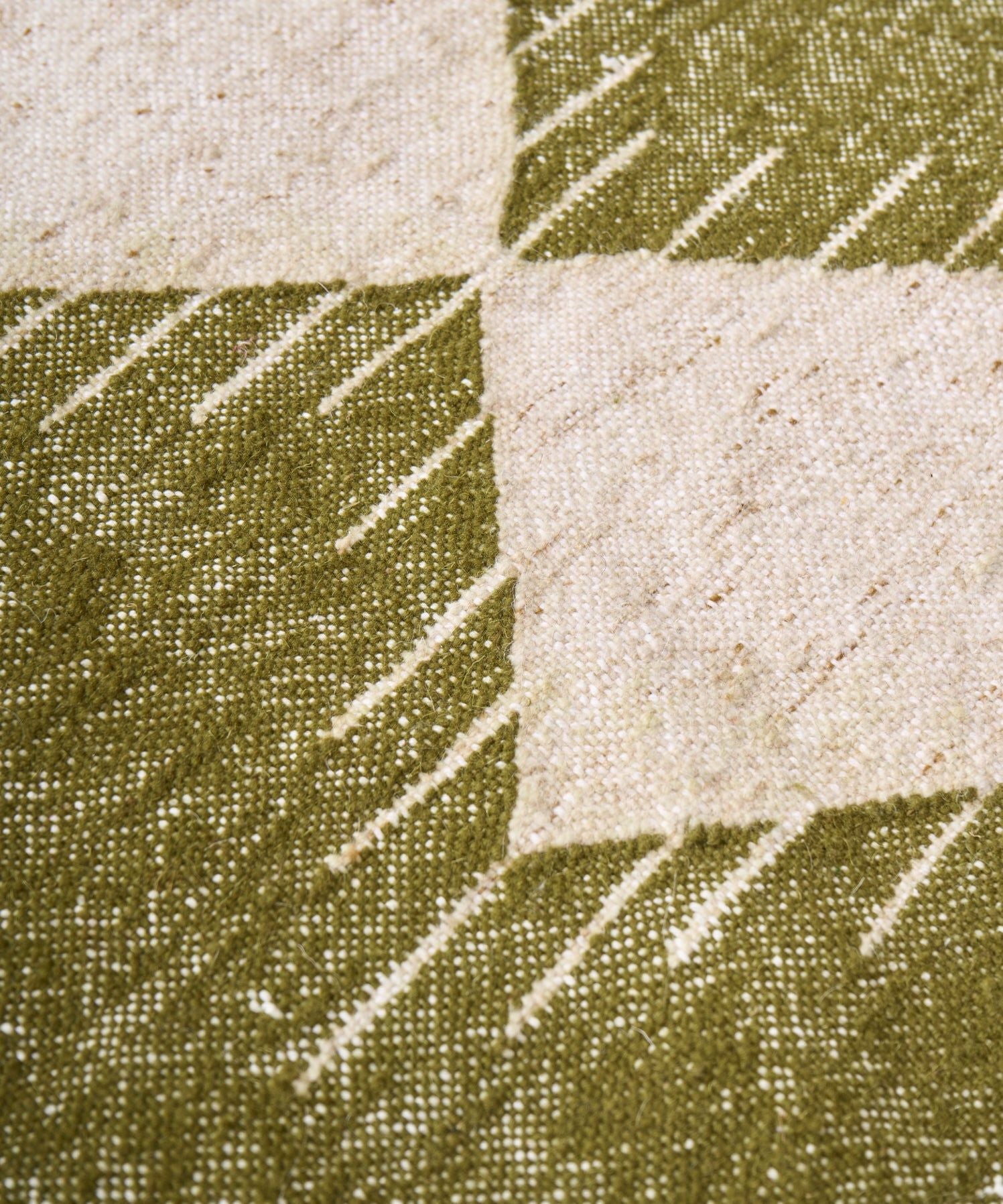 INNA Rug 270/ 200 cm