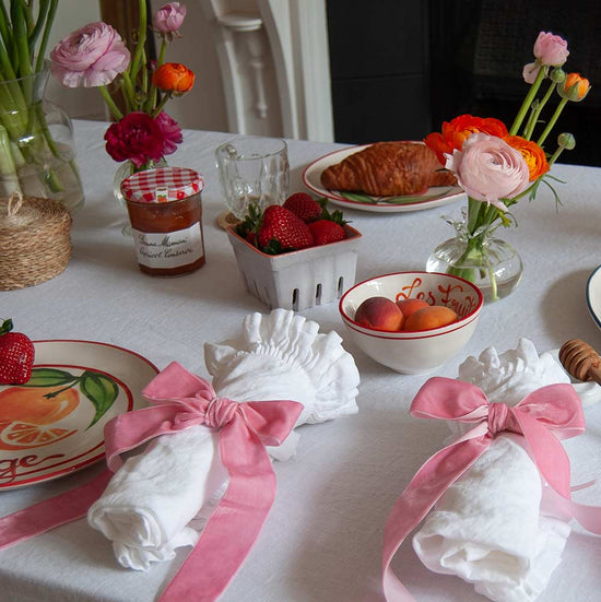 Mistral Drape Ruffled Linen Tablecloth: Voile (White)