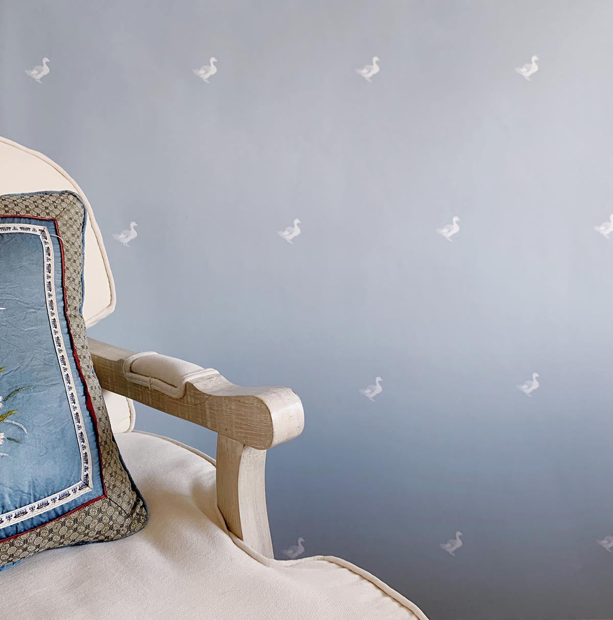 Ducks In A Row Wallpaper – BLUEBIRD