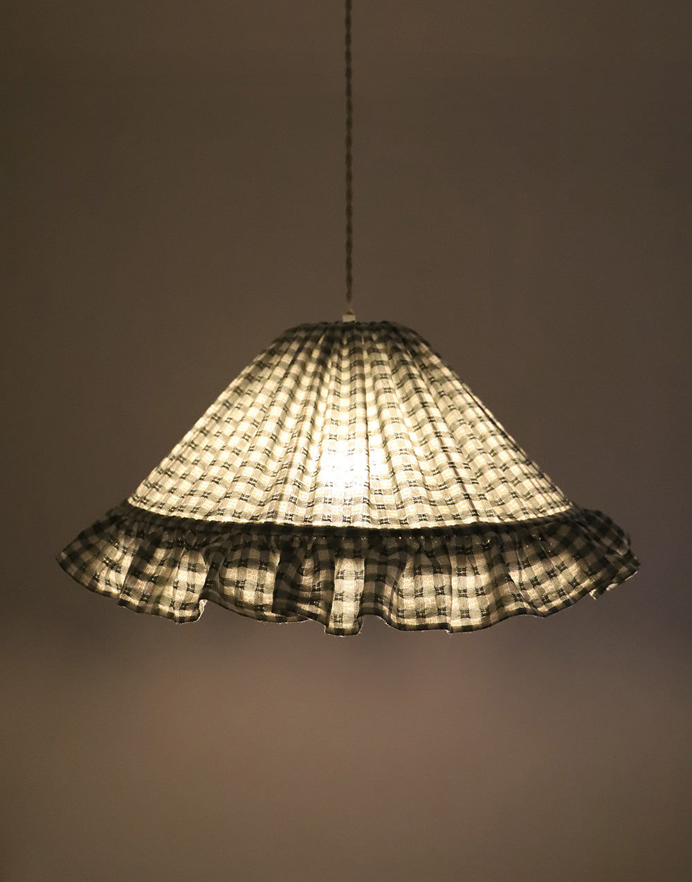Conical Pendant Light With Ruffle Emilia “Petits Carreaux Vert”