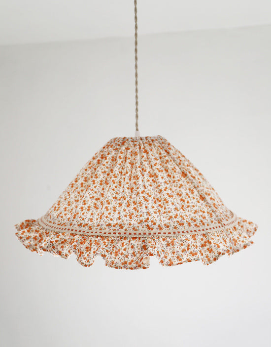 Conical Pendant Light With Ruffle Emilia “Fleurettes”