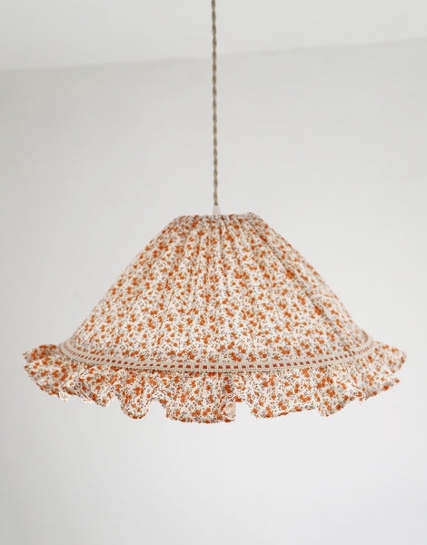 Conical Pendant Light With Ruffle Emilia “Fleurettes”