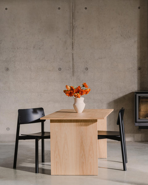 Hett Table - 130 cm-