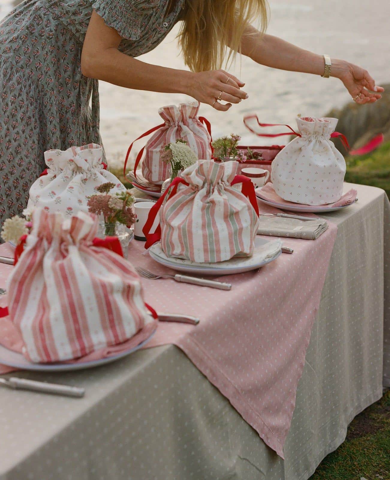 Minni Table Cloth - Faded Green