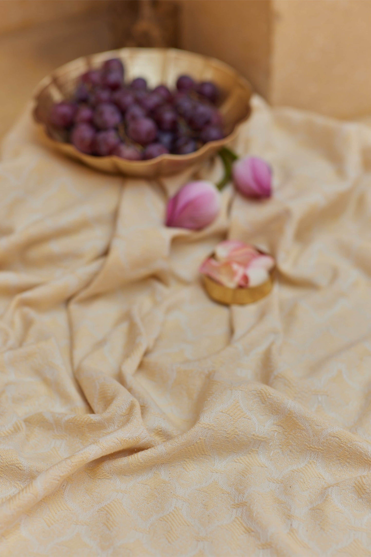 Mute Eloquence Pure Cotton Bath Towel (Peshtemal) In Pale Yellow
