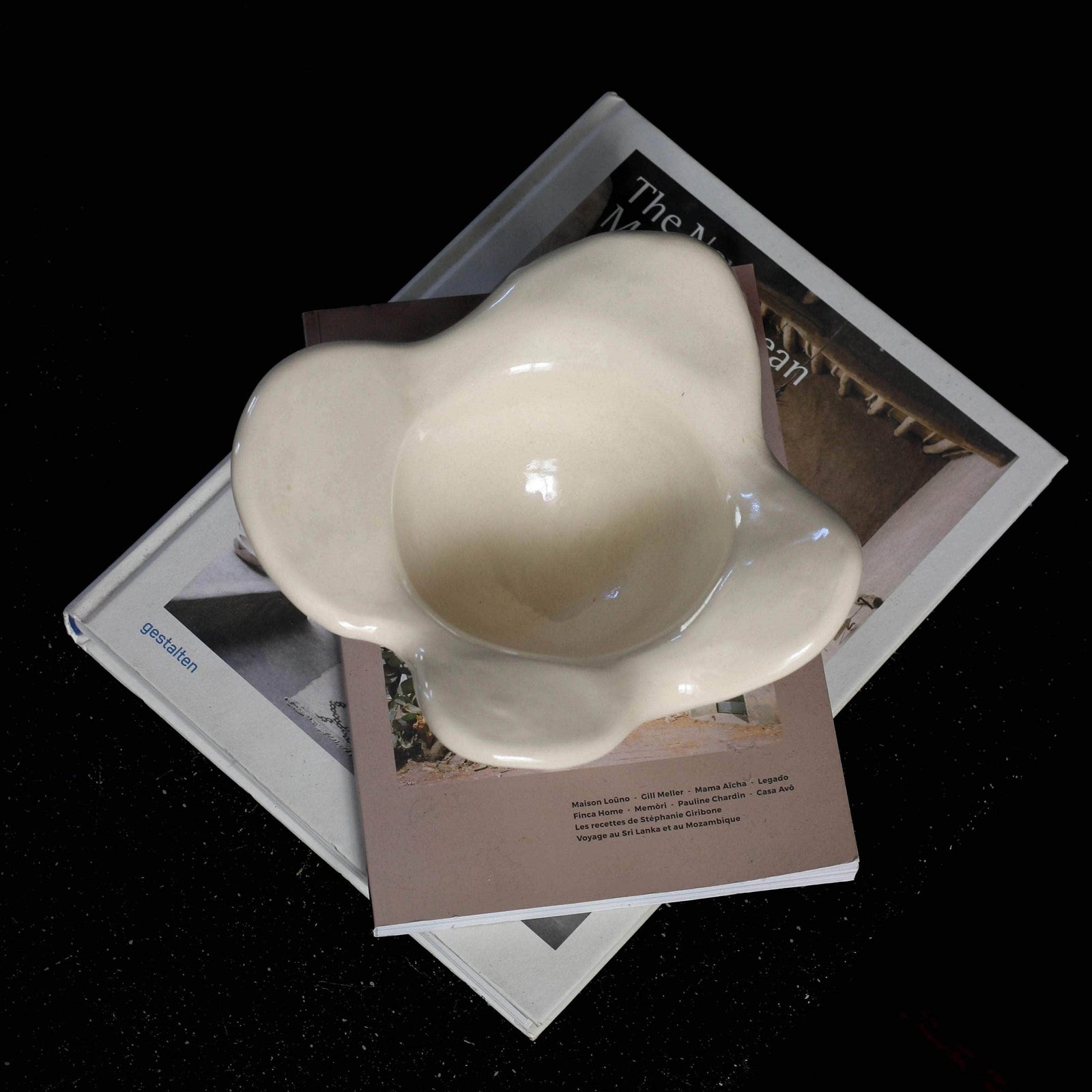 Sculptural Bowl - Nabi