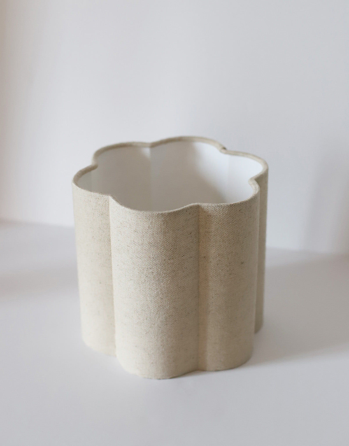 Flora Plain Flower-Shaped Lampshade in ‘Classic’