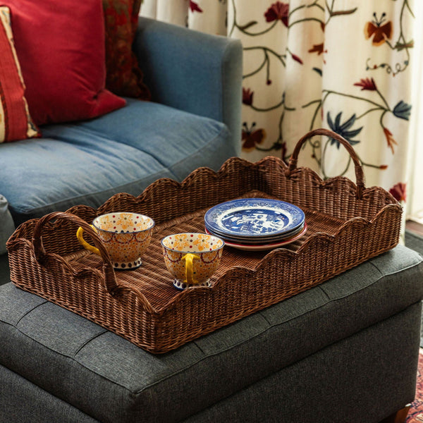 Big Scalloped Tray (Teak)