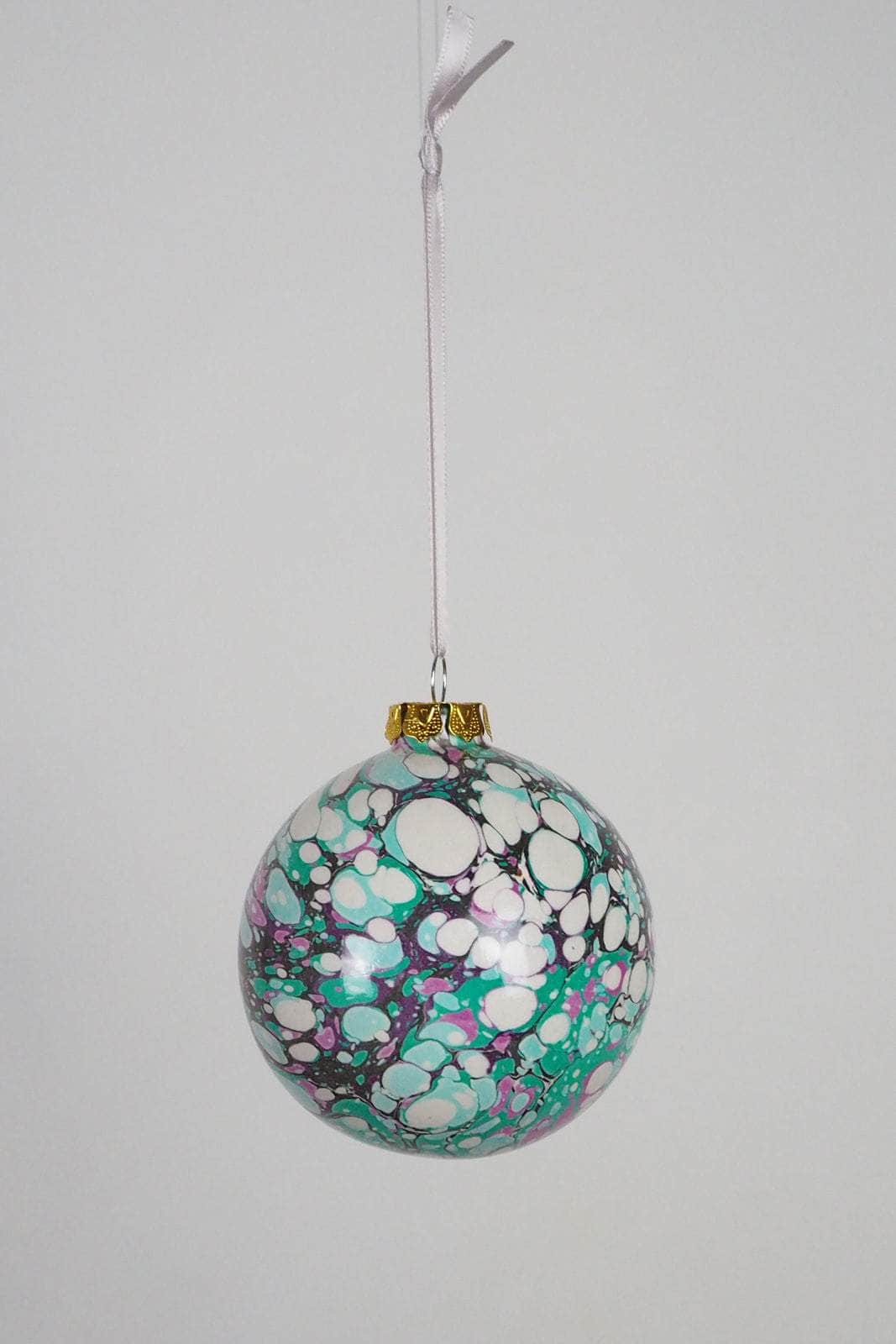 Large Venom Marbled Bauble