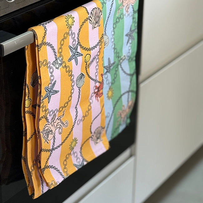 Set of 2 Mare Tea Towels