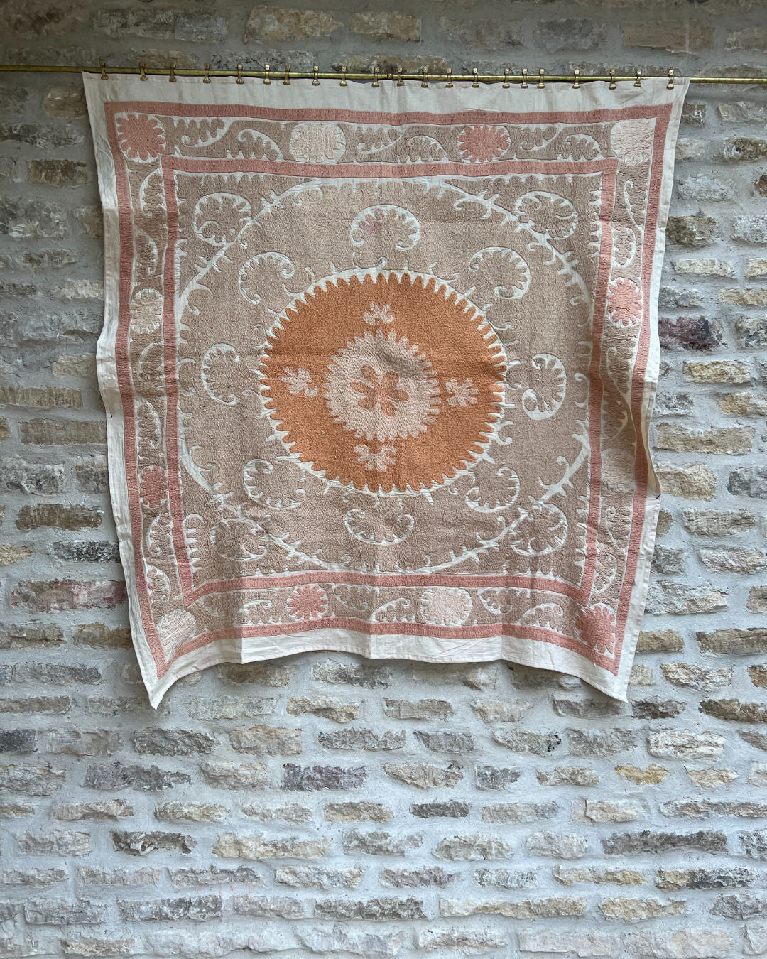 Medium Suzani 030