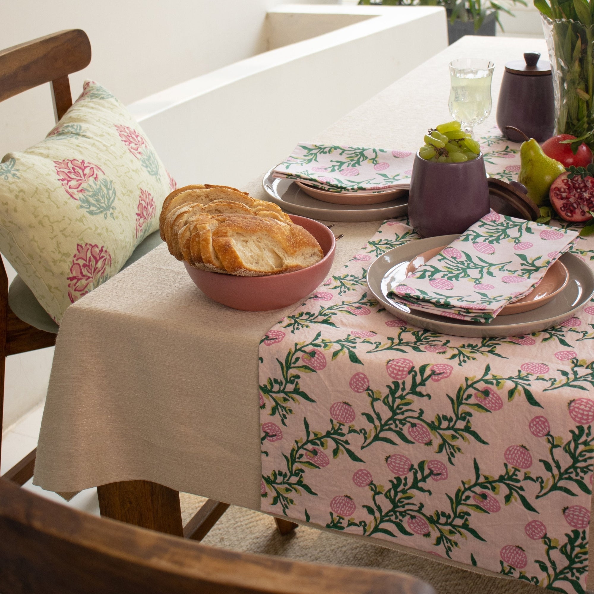 Rasa - Pure Linen Hand-Printed Table Runner - Pastel Pink
