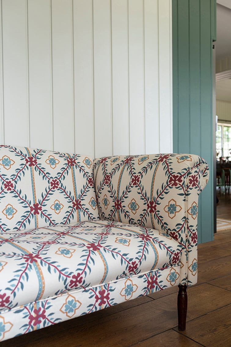 Home Collection - Winnie's Arbour Large Scale Dark Fabric