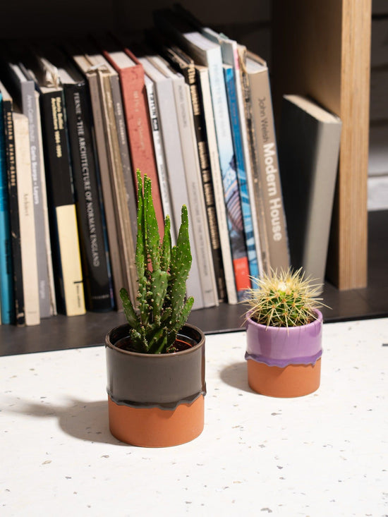 Drip Ceramic Planter Medium - Charcoal T