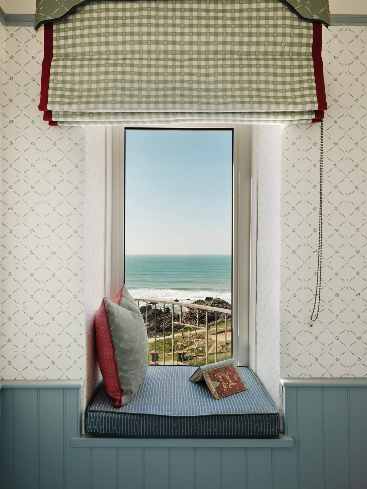 Edelweiss Trellis Wallpaper - Loden Blue and Alpine Green on White