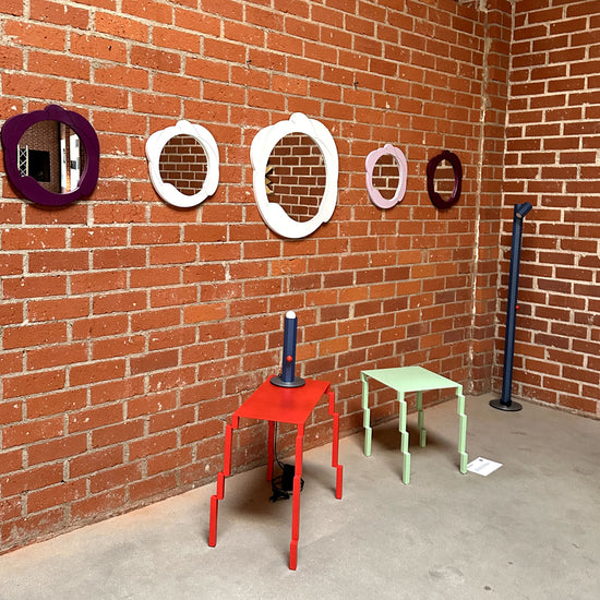 Bug 3060 - Side Table