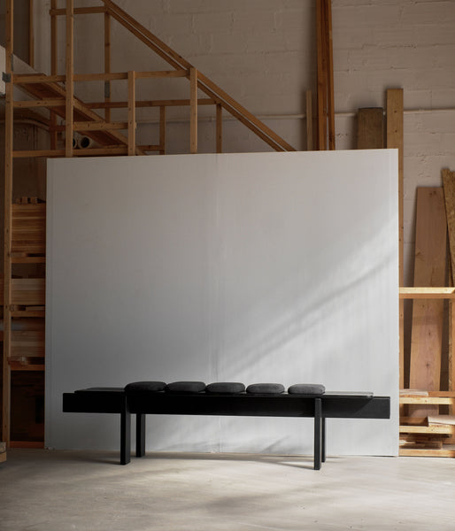 Ueno Bench Black Edition