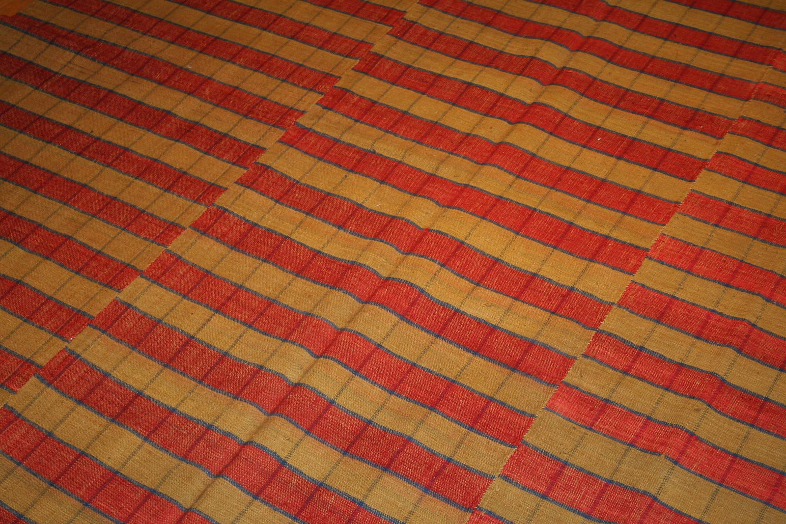 Kiutahia Kilim Rug - Red