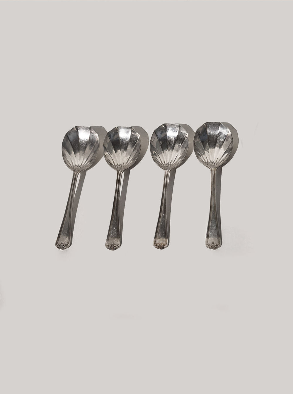 Set of 4 Shell Spoons