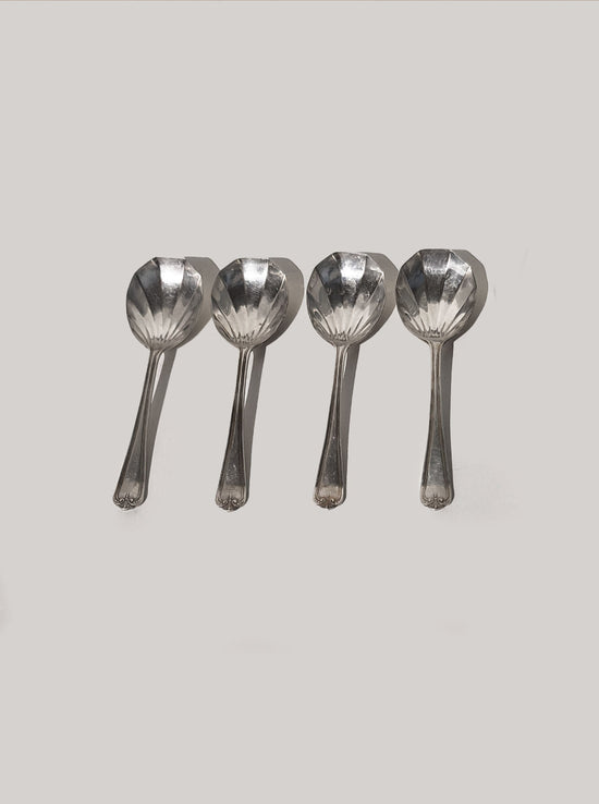 Set of 4 Shell Spoons