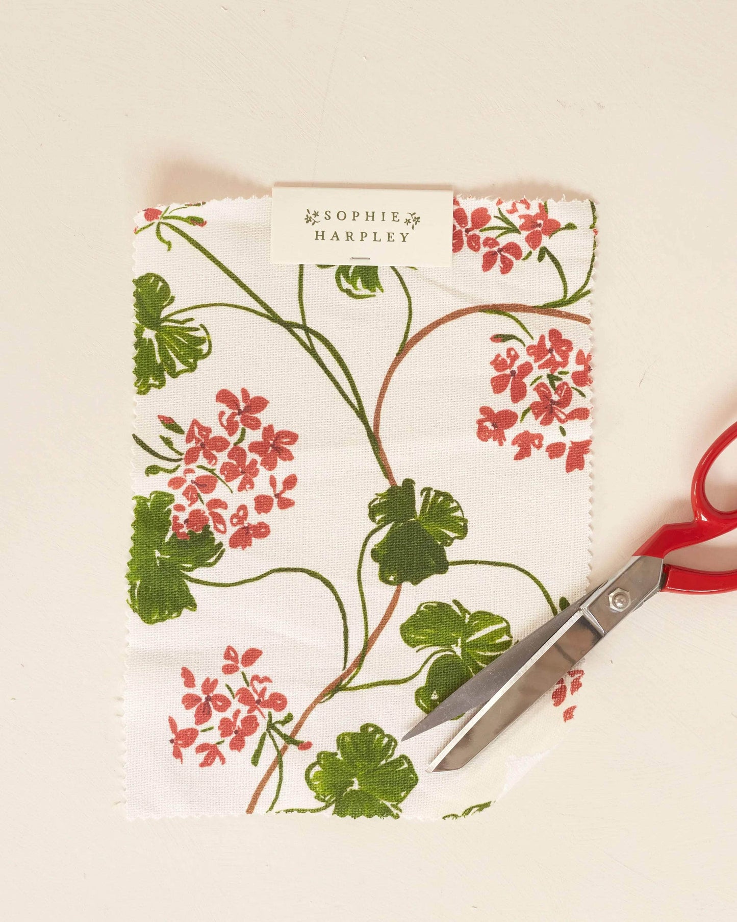 Geraniums Linen