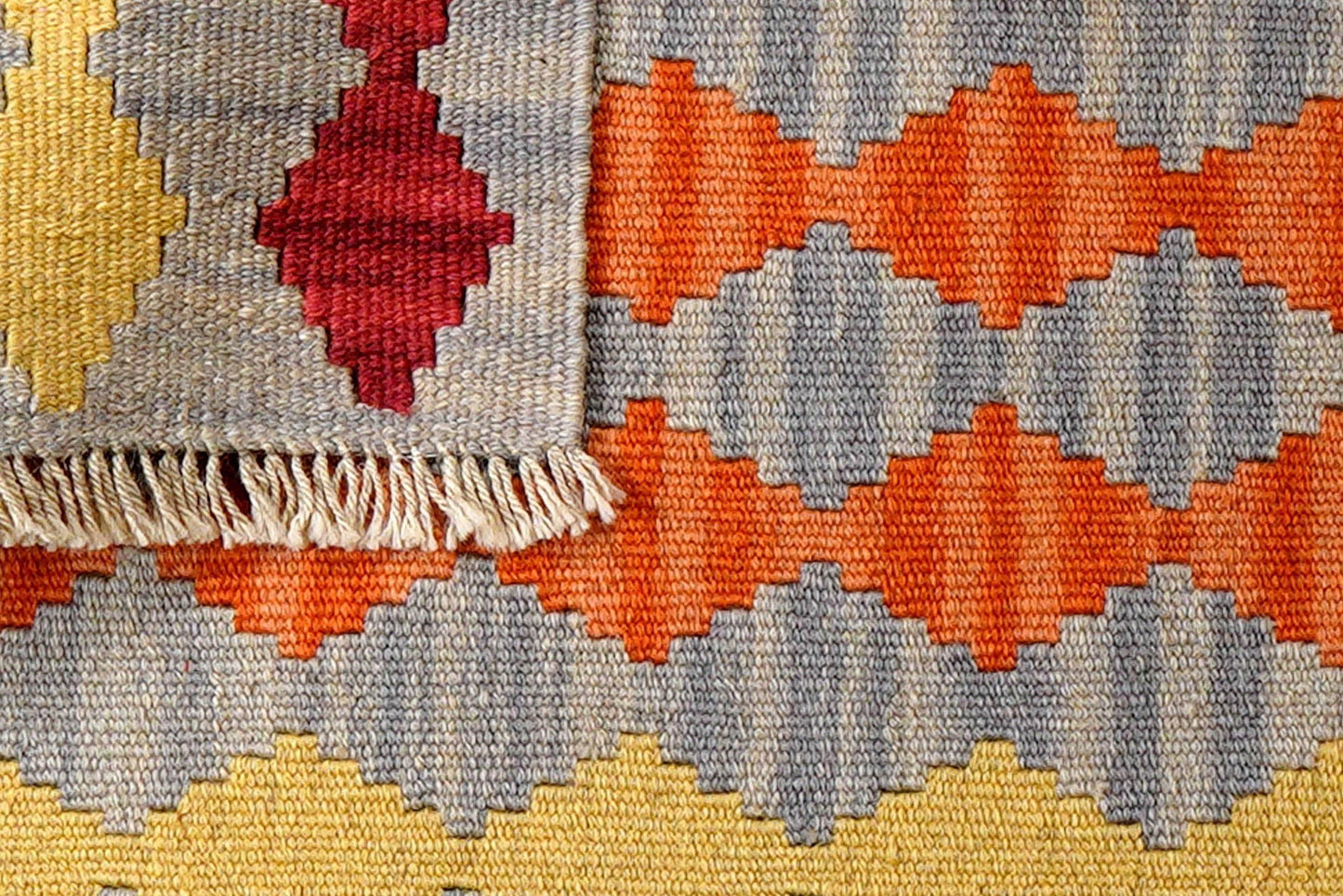 Gashgai Basi Kelim Rug
