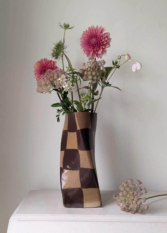 Chocolate Brown Check Twist Vase