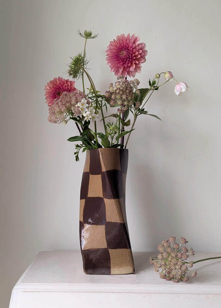 Chocolate Brown Check Twist Vase