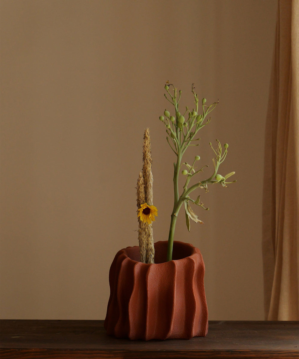 Kora | Plant Pot 01 | Burnt Ochre