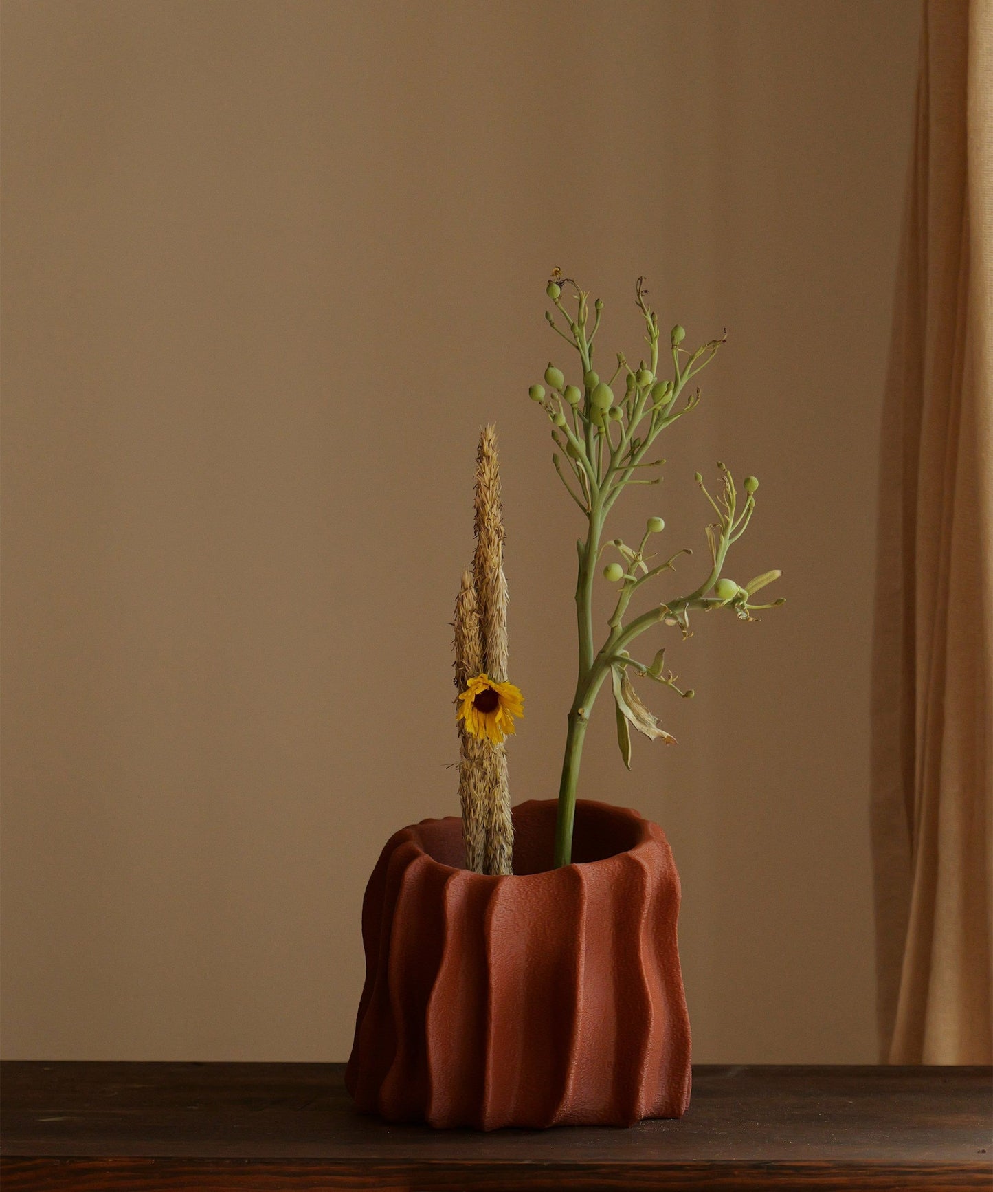 Kora | Plant Pot 01 | Burnt Ochre