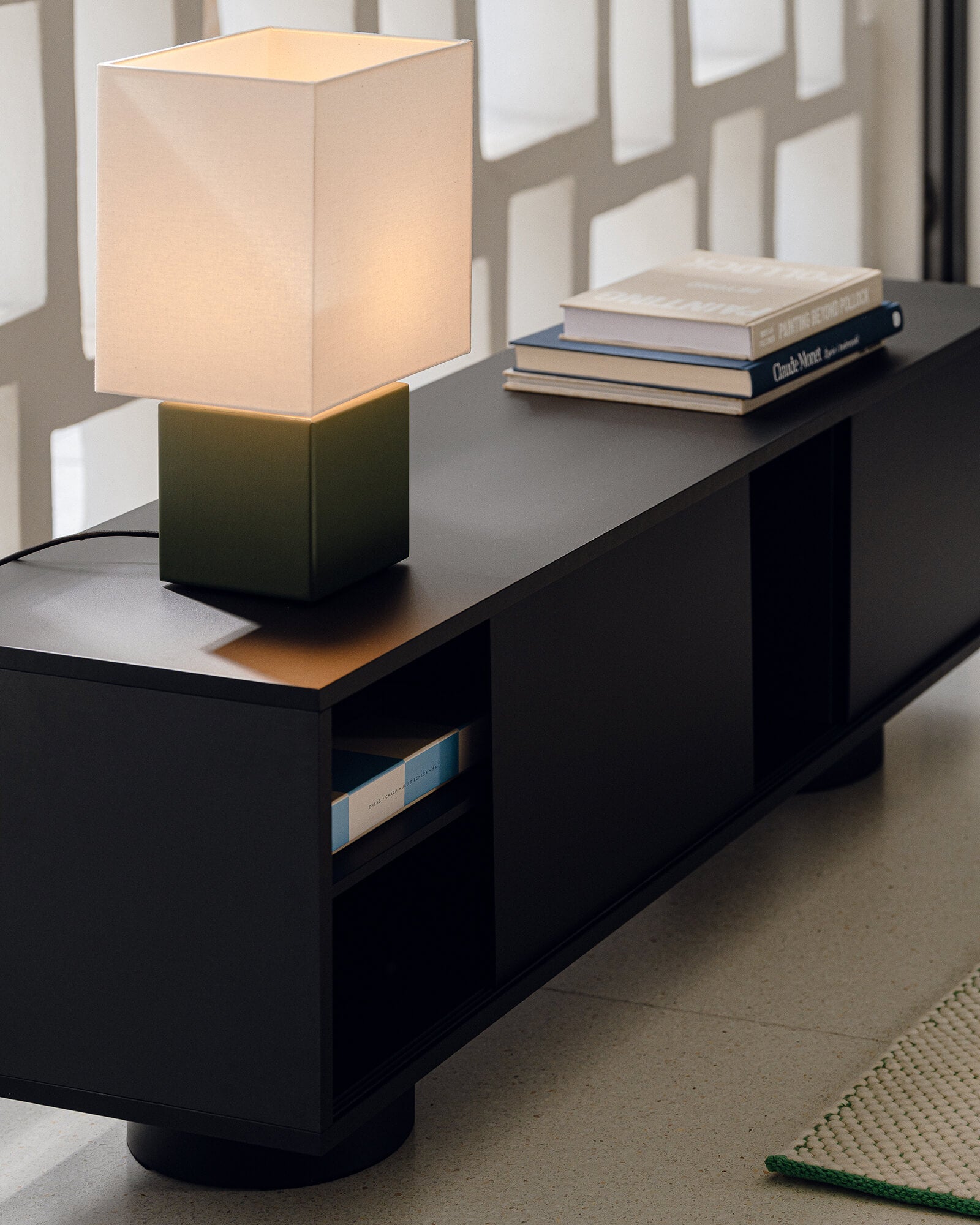 Taro Tv Stand-